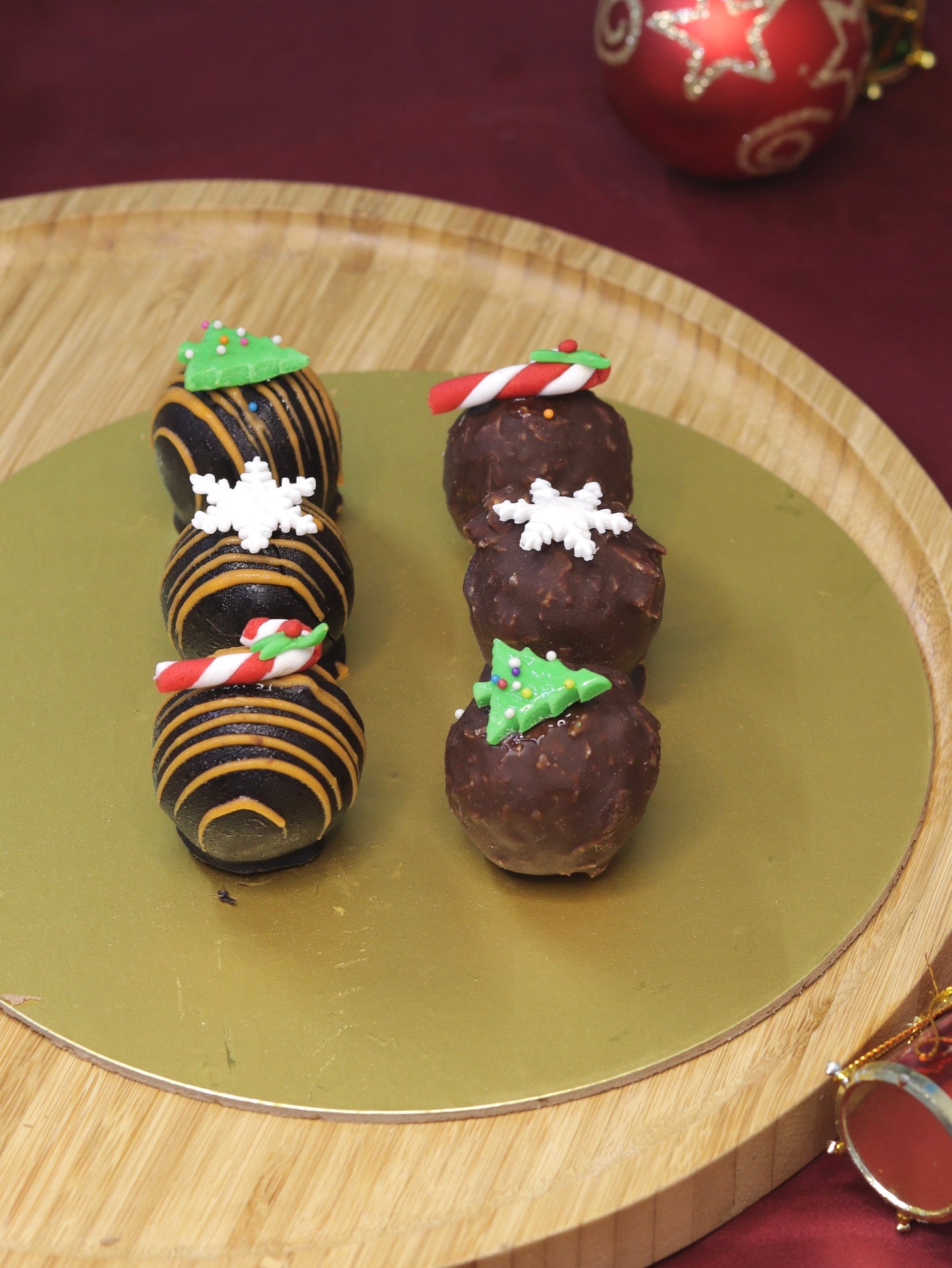 CHRISTMAS TRUFFLES