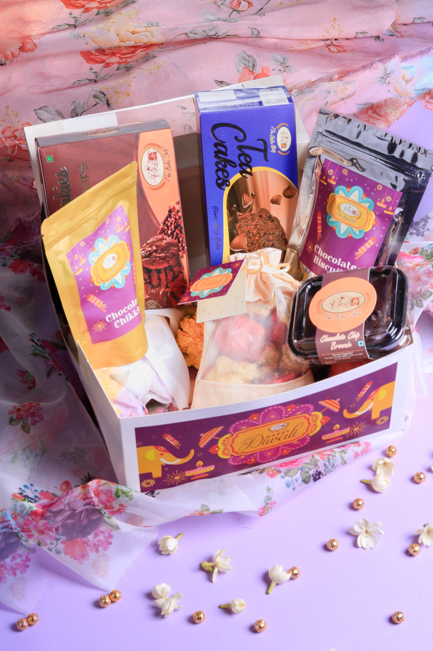 CHOCOLATE LOVER'S GIFT BOX