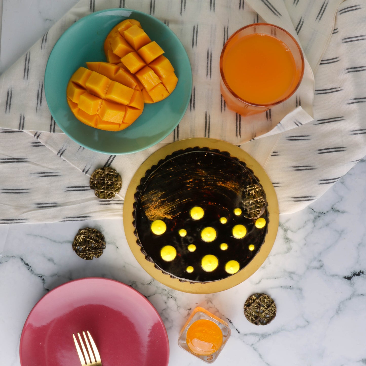 CHOCOLATE MANGO CAKE