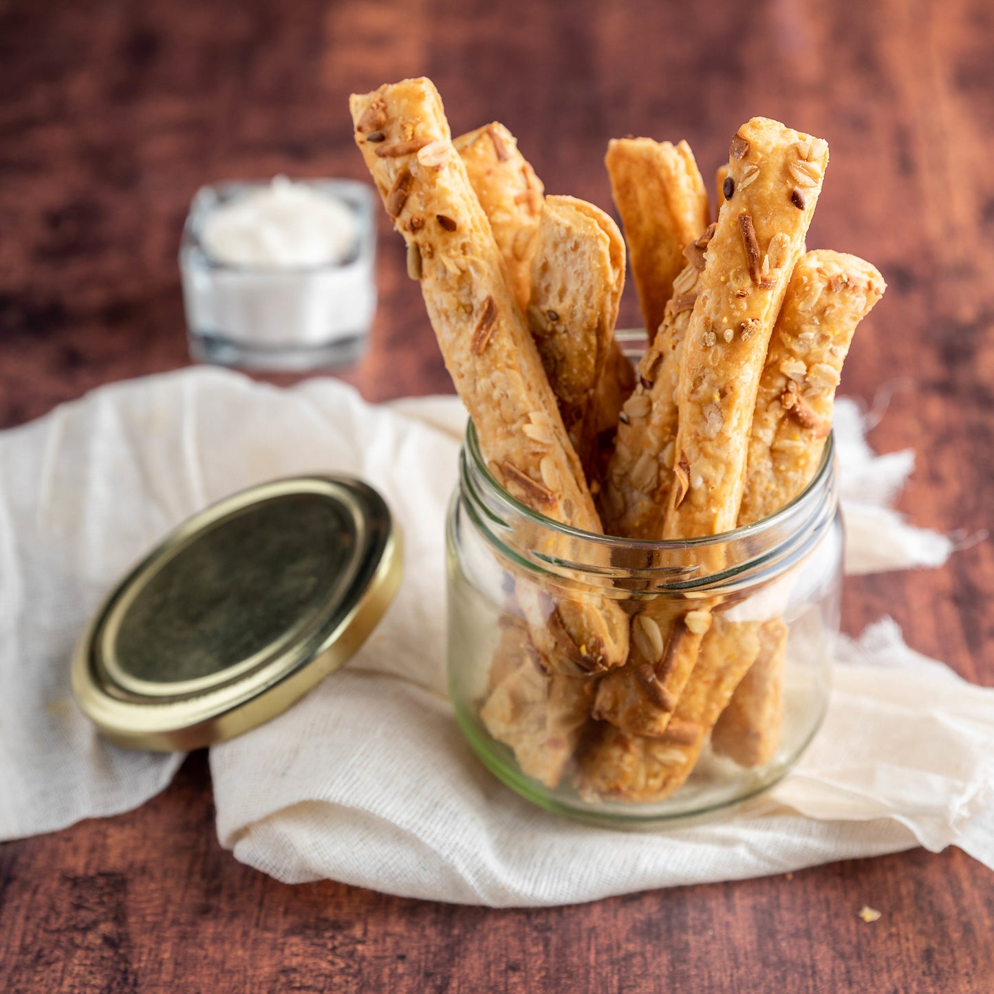 MASKA & MULTIGRAIN CHEESE CRACKERS